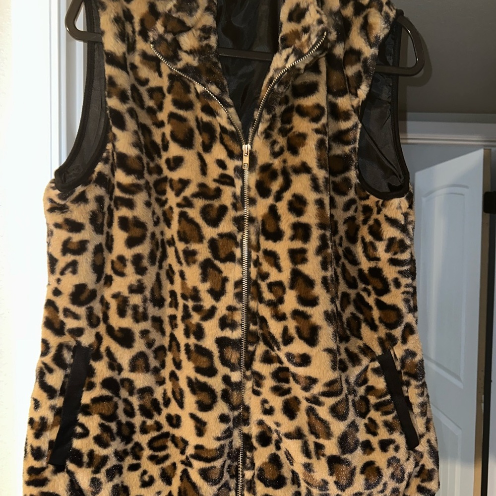 Sweet Love Faux Fur Vest with Animal Print